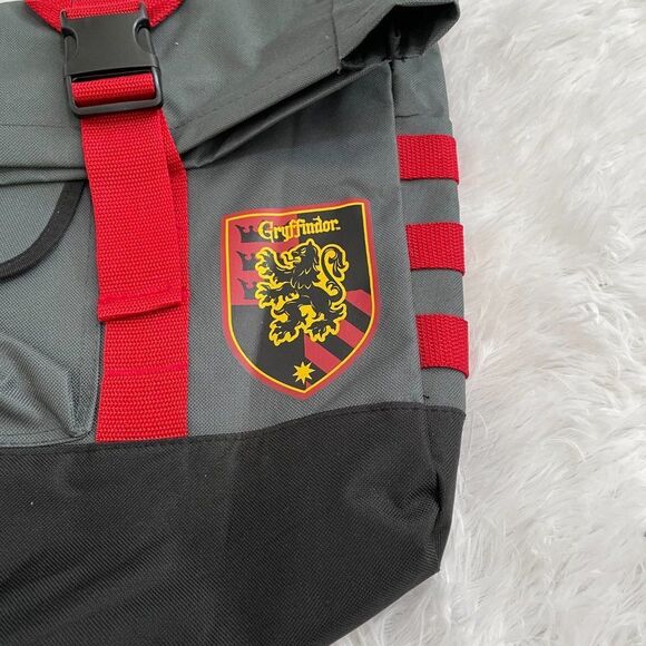 Harry Potter Gryffindor Messenger Bag In Gray and Red One Size - Picture 2 of 7